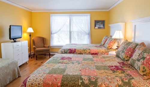 Deluxe Room, 2 Queen Beds