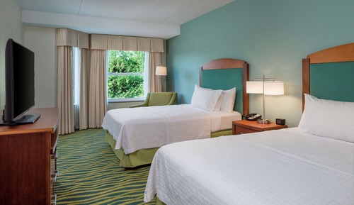 Suite, 2 Double Beds, Accessible, Bathtub (Mobility)