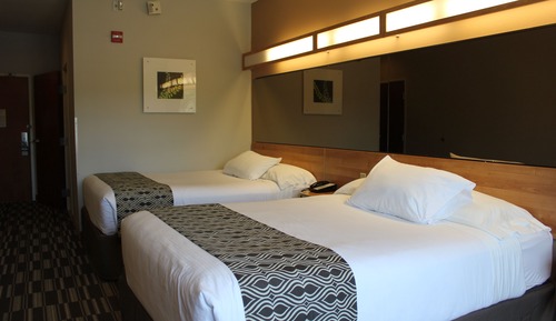 Deluxe Room, 2 Queen Beds, Non Smoking