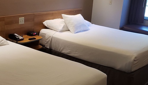 Room, 2 Queen Beds, Accessible, Non Smoking