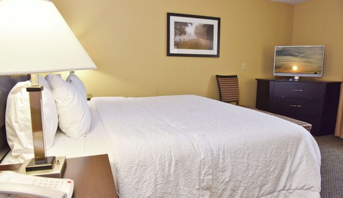 One king bed non smoking