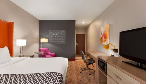 Room, 1 King Bed, Accessible, Non Smoking (Mobility Accessible)