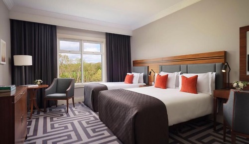 Estate View Guestroom