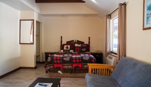 Suite, 1 Queen Bed with Sofa bed, Kitchenette