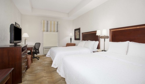Room, 2 Queen Beds, Accessible, Non Smoking