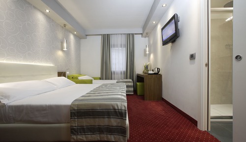 Standard Triple Room, Non Smoking
