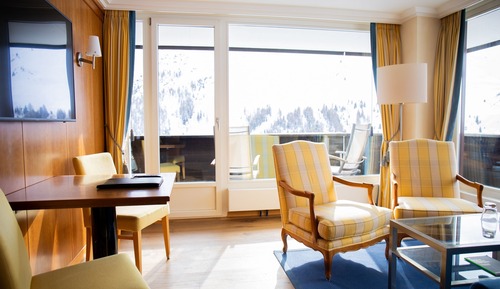 Corner Suite