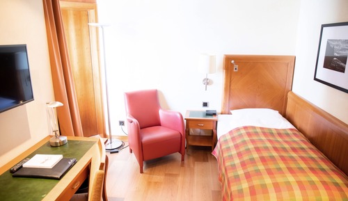Single Room North