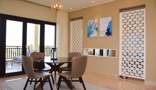 Signature Suite
