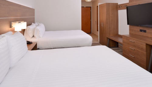 Standard Room, 2 Queen Beds