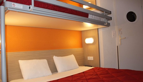 Standard Room, Multiple Beds (1 Double and 1 Single bed)