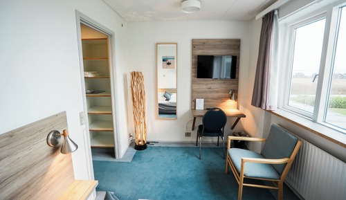 Economy Room (Bed 140cm)