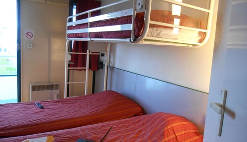 Standard Room, 3 Twin Beds