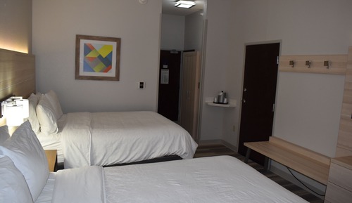 Standard Room, 2 Queen Beds