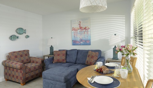 1st Floor King Suite