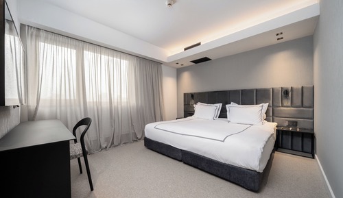 Business Suite, 1 King Bed