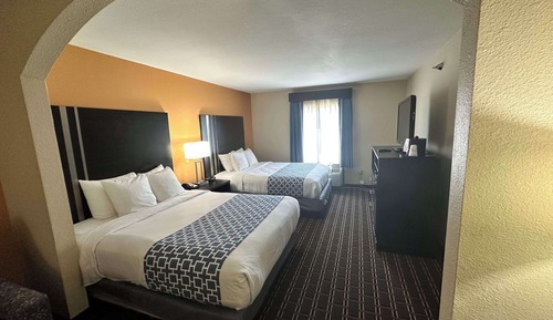 Suite, 2 Queen Beds, Non Smoking, Refrigerator & Microwave