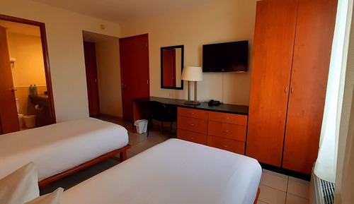 Standard Room, 2 Twin Beds, Non Smoking