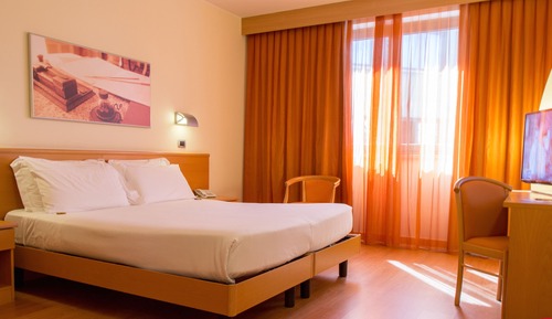 Basic Double Room