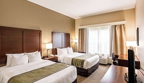 Room, 2 Queen Beds, Accessible, Non Smoking (Roll-In Shower)