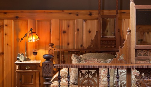 Luxury Suite, 1 King Bed, Private Bathroom