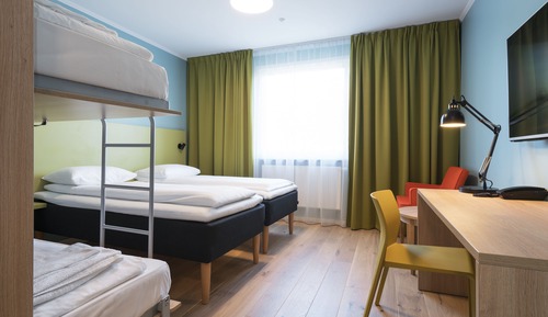 Family Room, 2 Twin Beds, Non Smoking (Standard)
