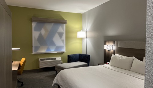 Standard Room, 1 King Bed