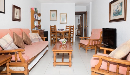 One bedroom apartment for 2 adults and 2 children