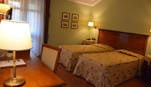 Classic Twin Room