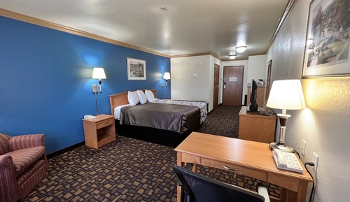 Standard Room, 1 King Bed, Non Smoking