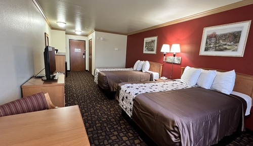Standard Room, 2 Queen Beds, Non Smoking