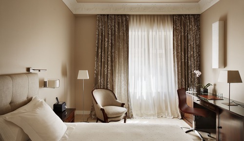 Family Room, 2 Bedrooms
