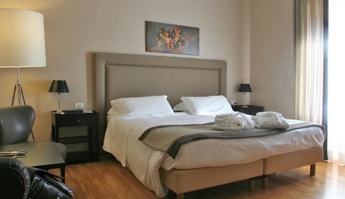 Superior Double or Twin Room (Spa access included)