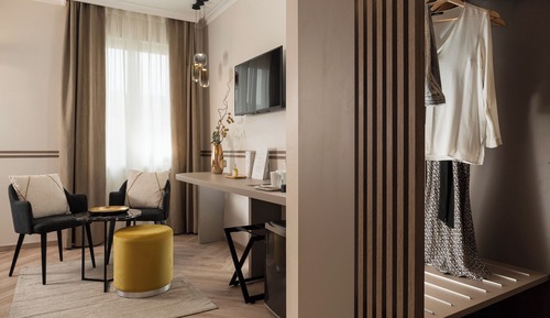 Luxury Room