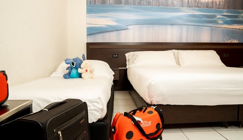 Standard Triple Room, 1 Bedroom, Non Smoking, Private Bathroom