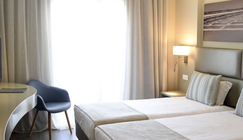 Standard Twin Room, Pool View