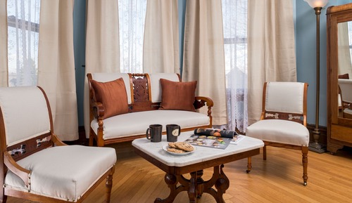 Royalty Suite