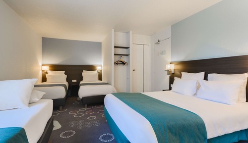 Standard Room, Multiple Beds