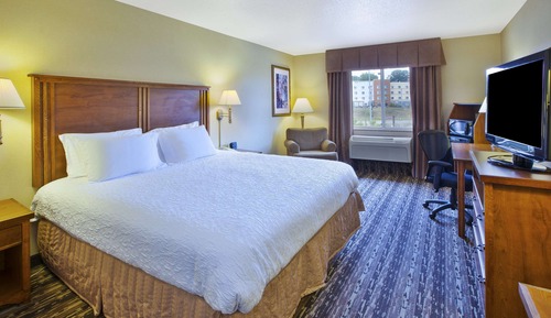 One king bed non smoking