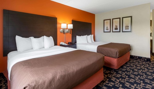 Room, 2 Queen Beds, Accessible, Non Smoking