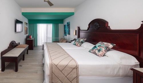 Junior Suite, Oceanfront (U)