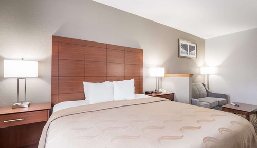 Suite, 1 King Bed, Non Smoking
