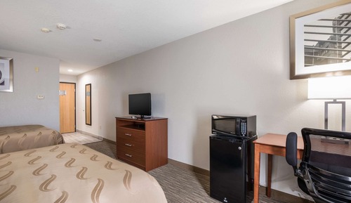 Standard Room, 2 Queen Beds, Non Smoking