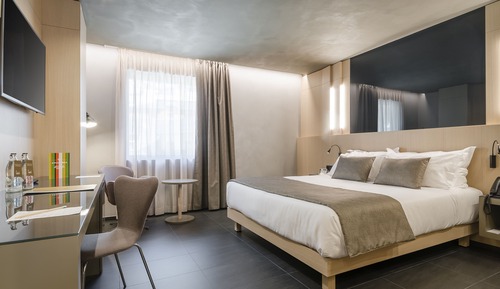 Premium Room, 1 King Bed