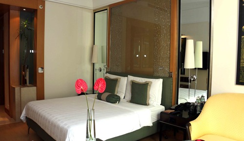 Superior Room, Pool View