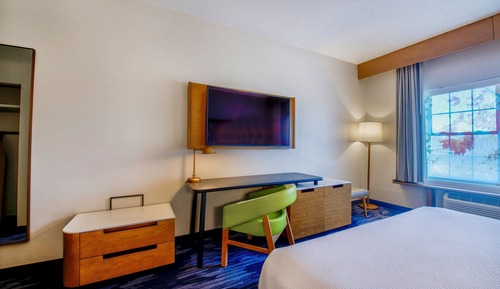 Room, 1 King Bed, Non Smoking