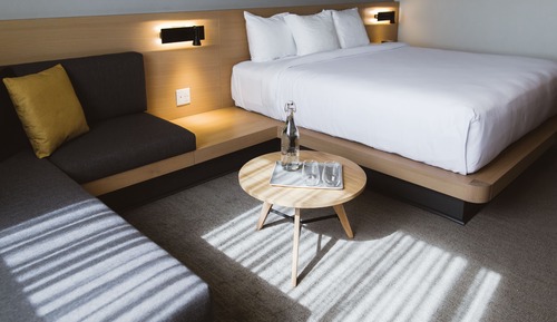 Deluxe Room, 1 King Bed