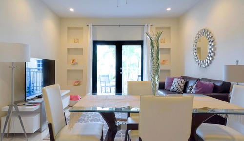 Grand Condo, 2 Bedrooms