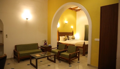 Deluxe Suite