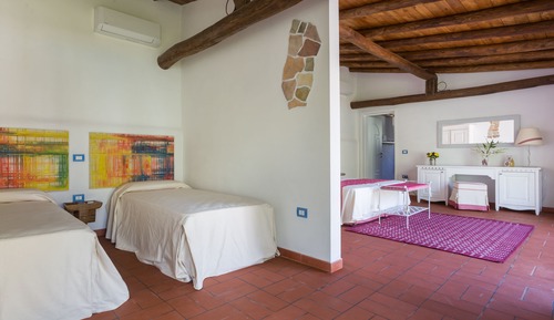 Quadruple Room, Pool View (Marmo)